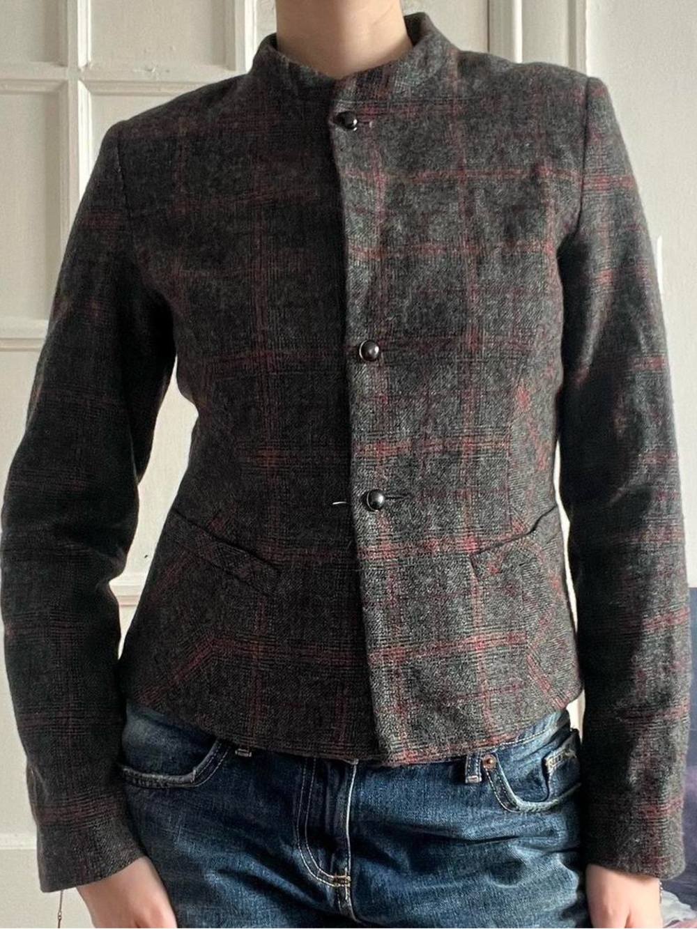 Size 8 Tristan & Iseut Plaid Light Jacket